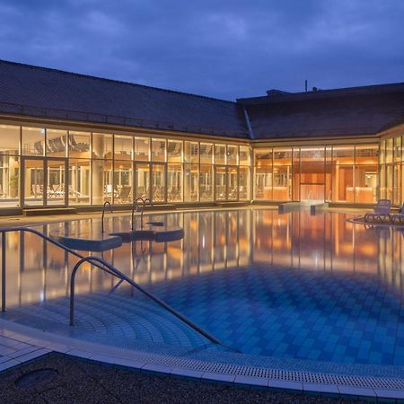 Greenfield Hotel Golf & Spa Bük Exteriör bild