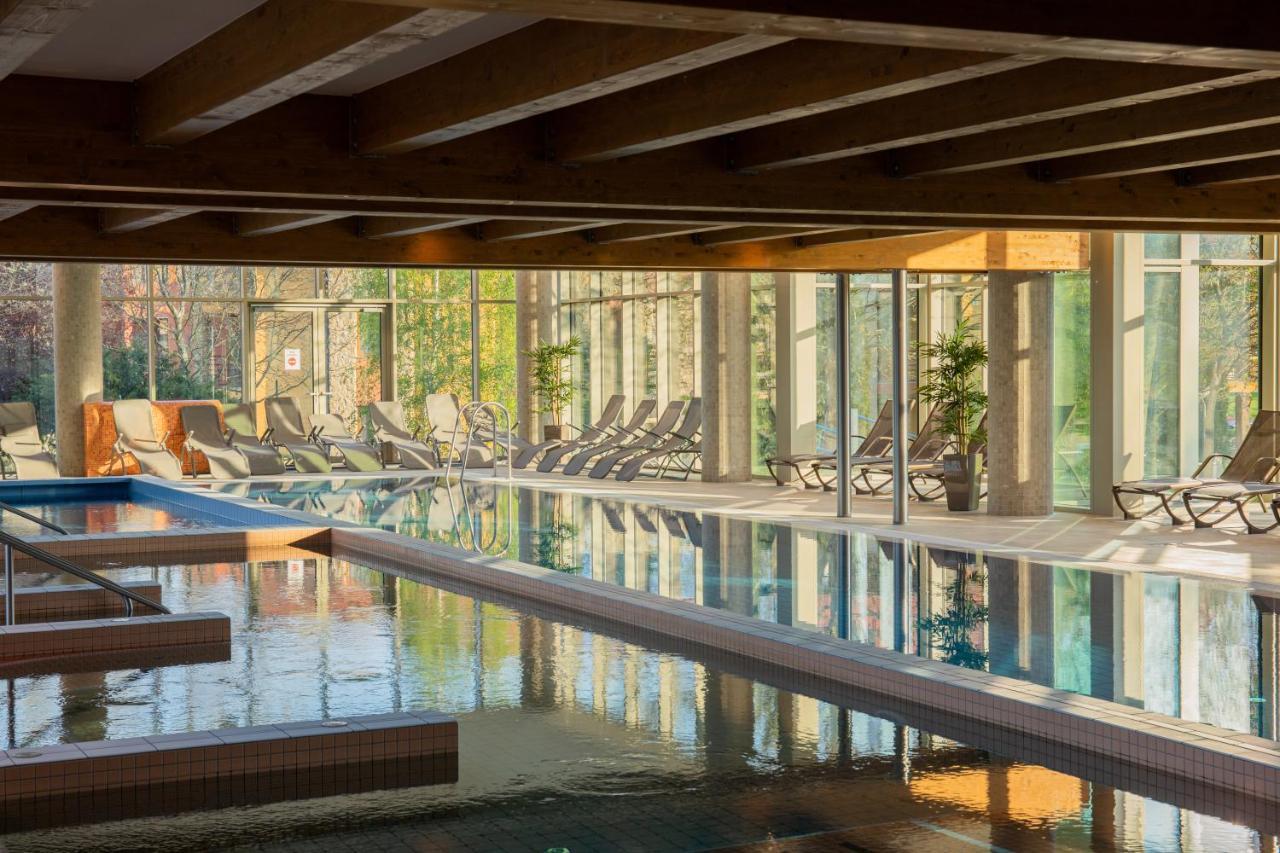 Greenfield Hotel Golf & Spa Bük Exteriör bild