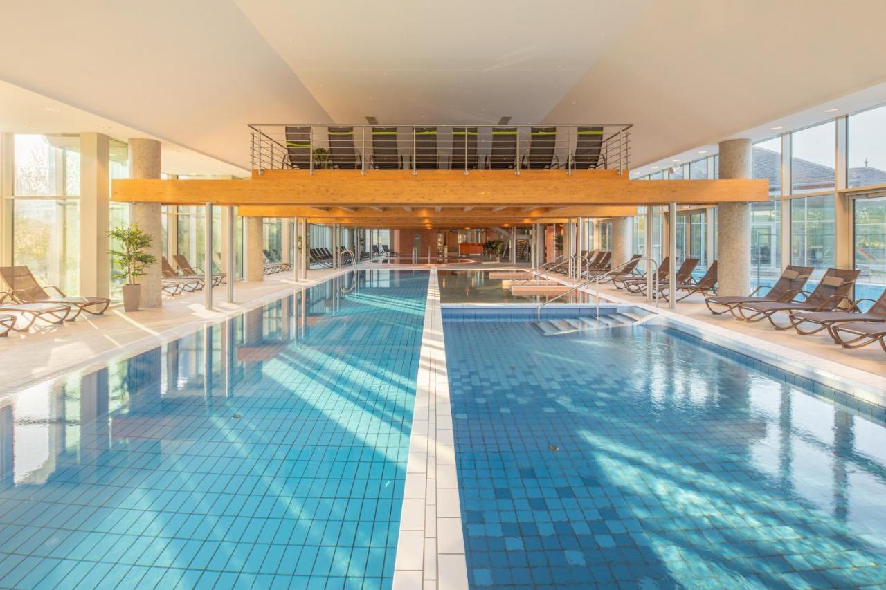 Greenfield Hotel Golf & Spa Bük Exteriör bild