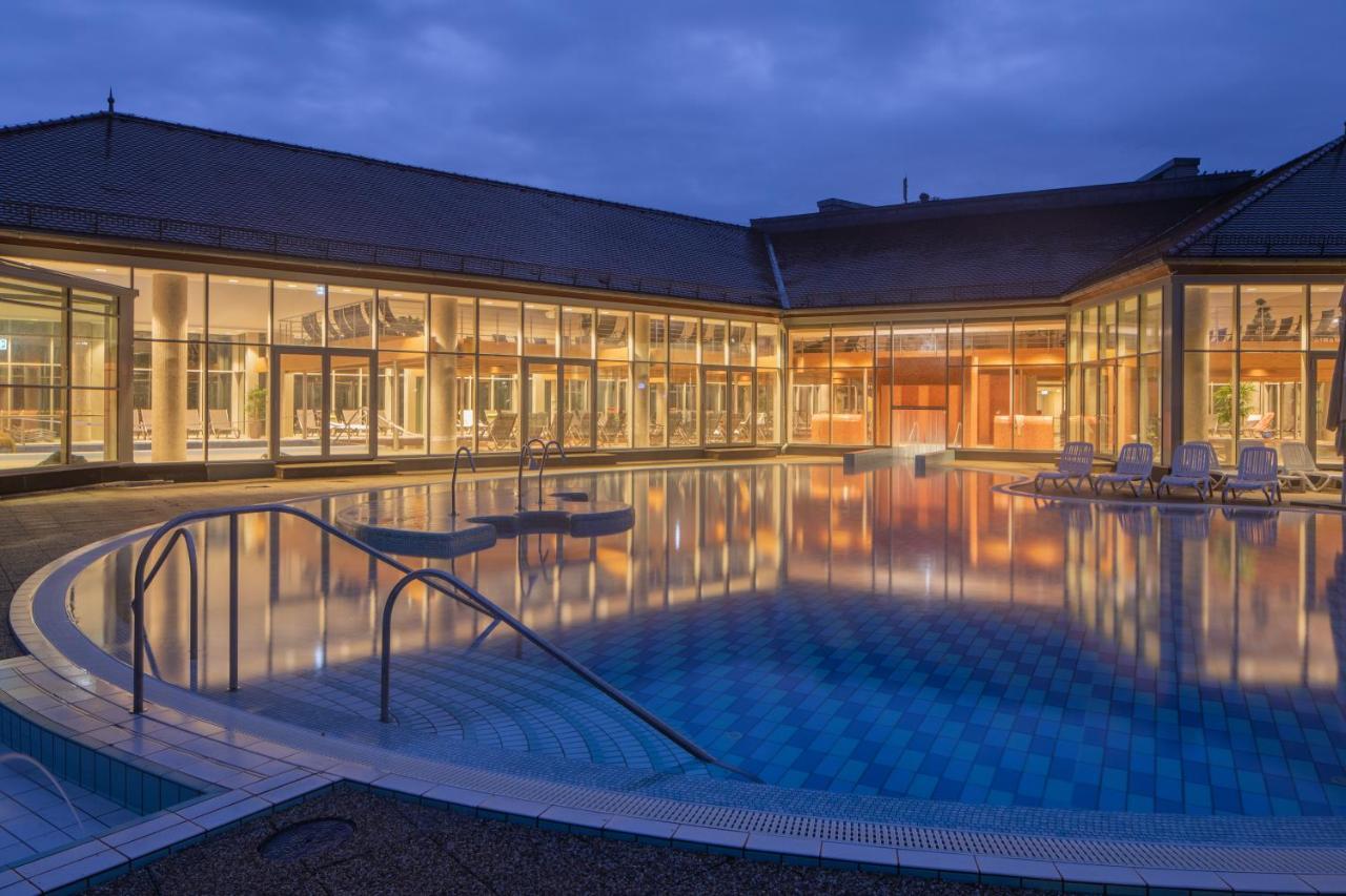 Greenfield Hotel Golf & Spa Bük Exteriör bild